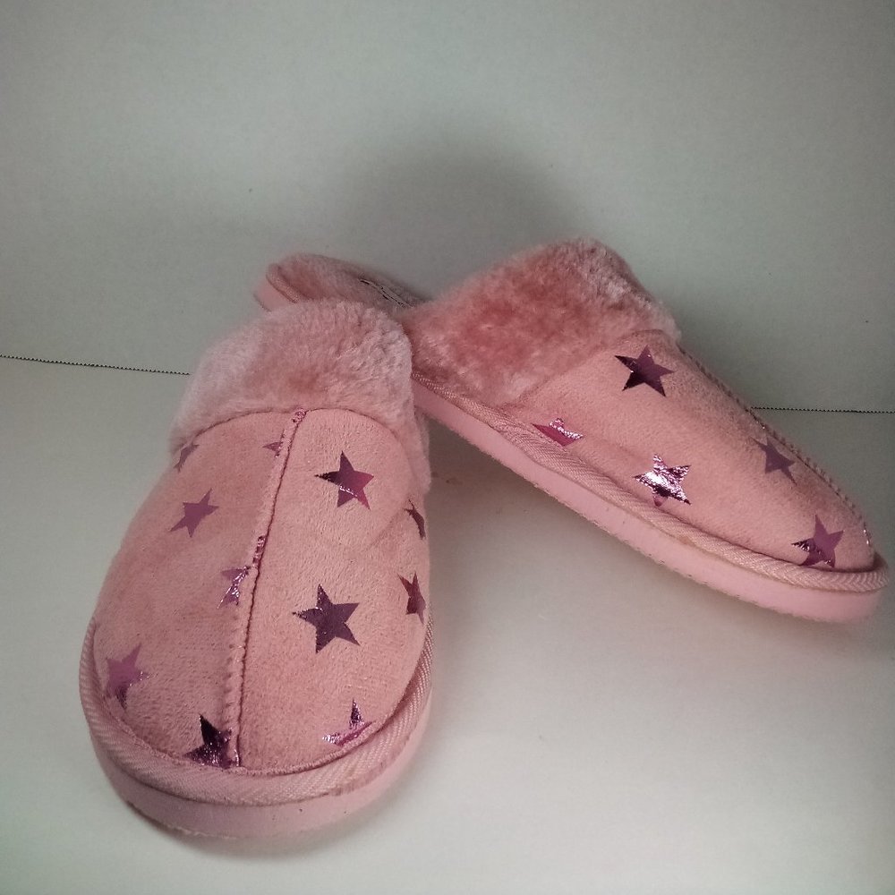 Solemates Womens Slippers Size 6-8